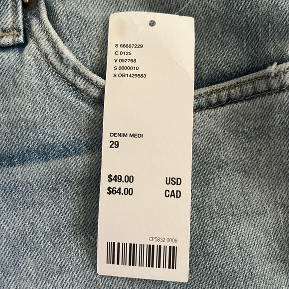 Urban Outfitters Jean Shorts - Picture 3 of 5